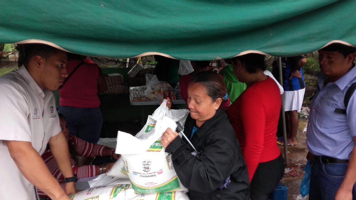 MidesLaChorrera's tweet photo. El prog. ODSS y el Comité de Convivencia Pacifica realiza feria compita en La Pesa #1 correg. de Guadalupe. @AlcibiadesVV @YbYanett https://t.co/QzM5XIANyU