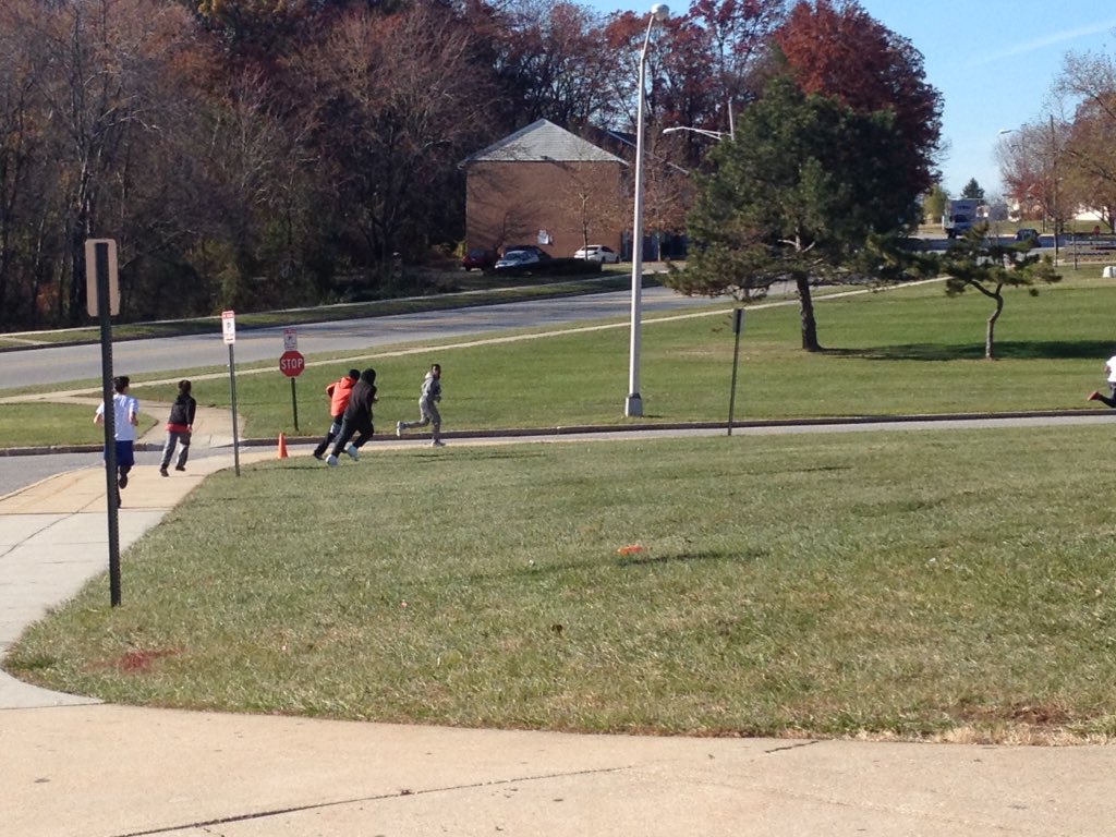 LansdowneMS's tweet photo. Annual Turkey Trot!! @MrDunlapLead @MsReger @12_reeve #pbisevent https://t.co/vBql4xk4NU
