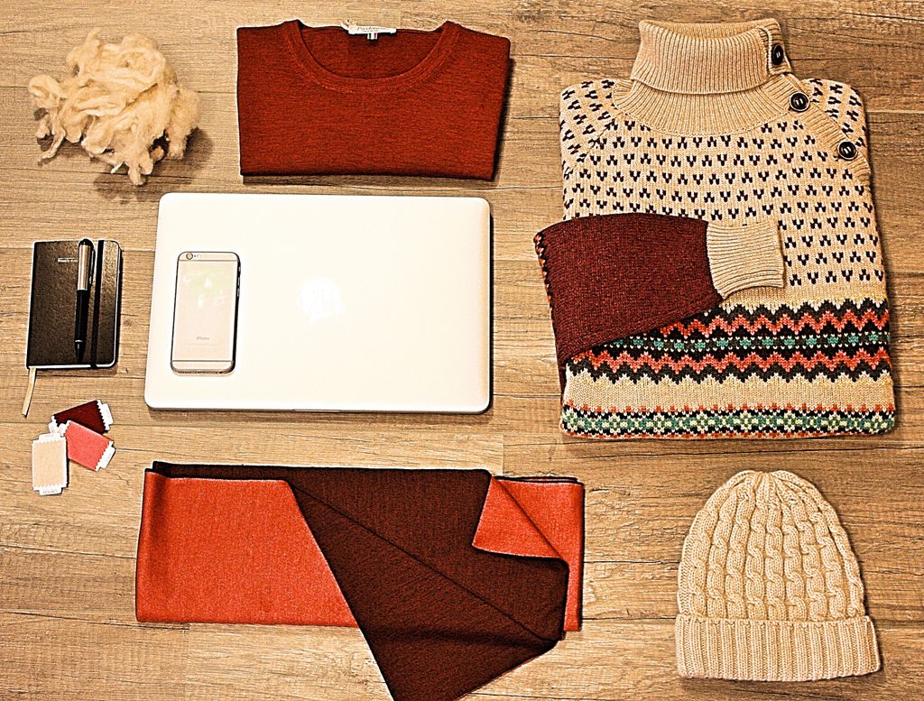 Pashmere's tweet photo. #Freezy #working #day? #Roundneck, #Highneck and #accessories from #Pashmere. Lets'work hot and #stylish.
#SaveMadeinItaly #MadeinUmbria https://t.co/XwFGz5hnBI