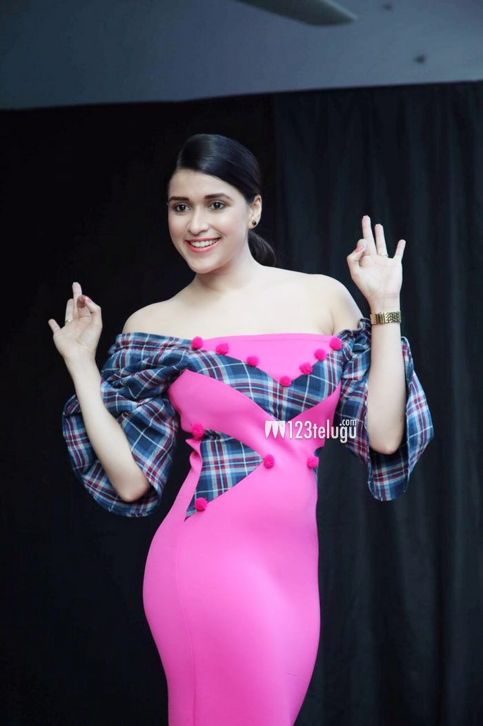 123telugu's tweet photo. New Photos : Mannara Chopra 

https://t.co/GJIGT9fcoU https://t.co/w0UKTqda1S