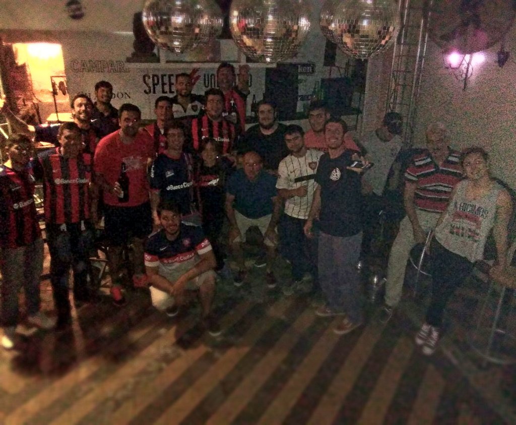 CuervosSantaFe's tweet photo. Ni en las malas, ni en las buenas, SIEMPRE !!! #CuervosSantaFe #sanlorenzo #Familia #Casla @PeniasCASLA https://t.co/5ShYi5BXLX