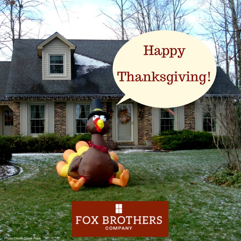 FoxBrothersco's tweet photo. From all of us here at Fox Brothers, we hope you have a #HappyThanksgiving! https://t.co/tMRQR6iF4Y https://t.co/0icyq1QIOt