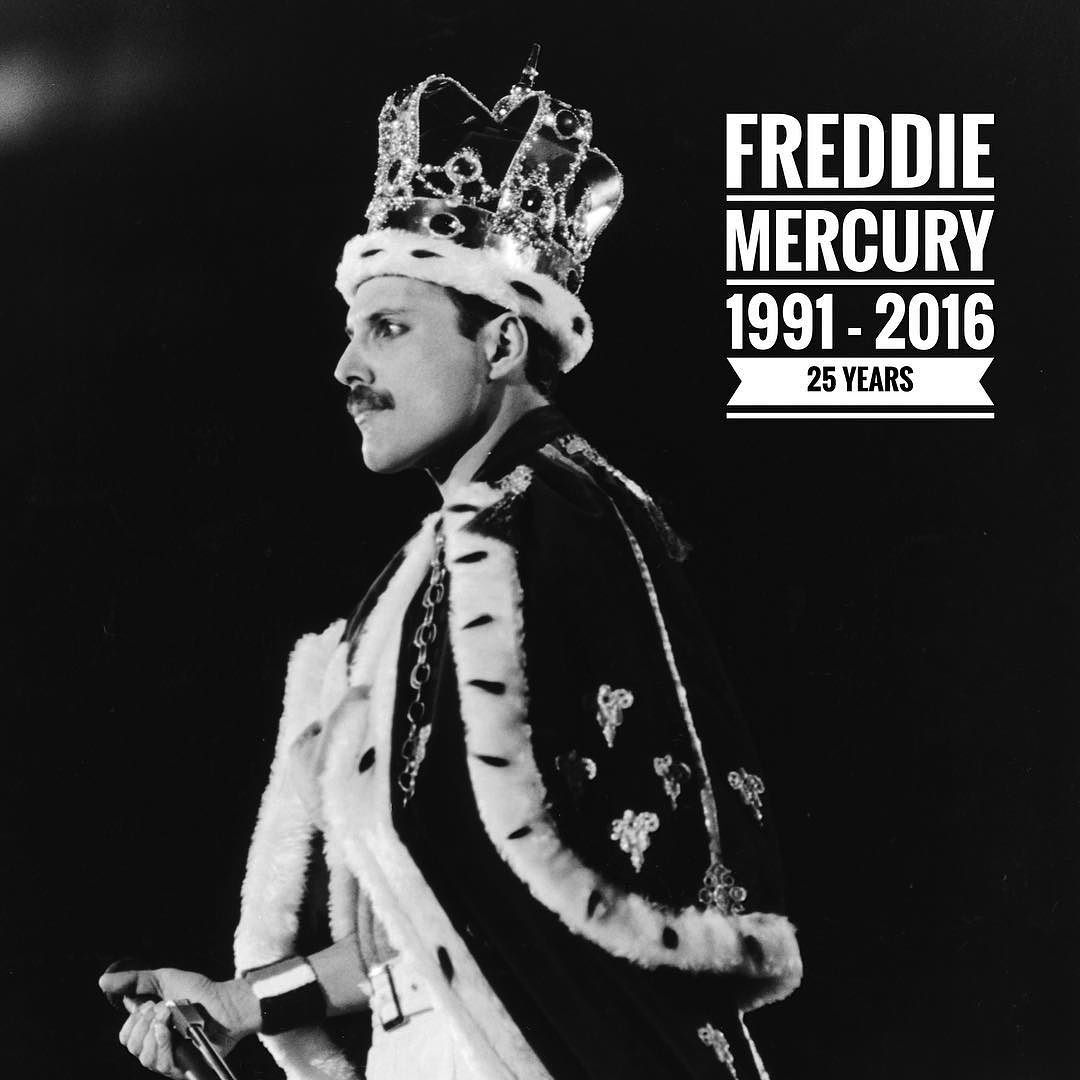 MarcoMistretta's tweet photo. 24.11 #freddiemercury https://t.co/aN5bbRJ1ZG https://t.co/jsj1LTVXt2