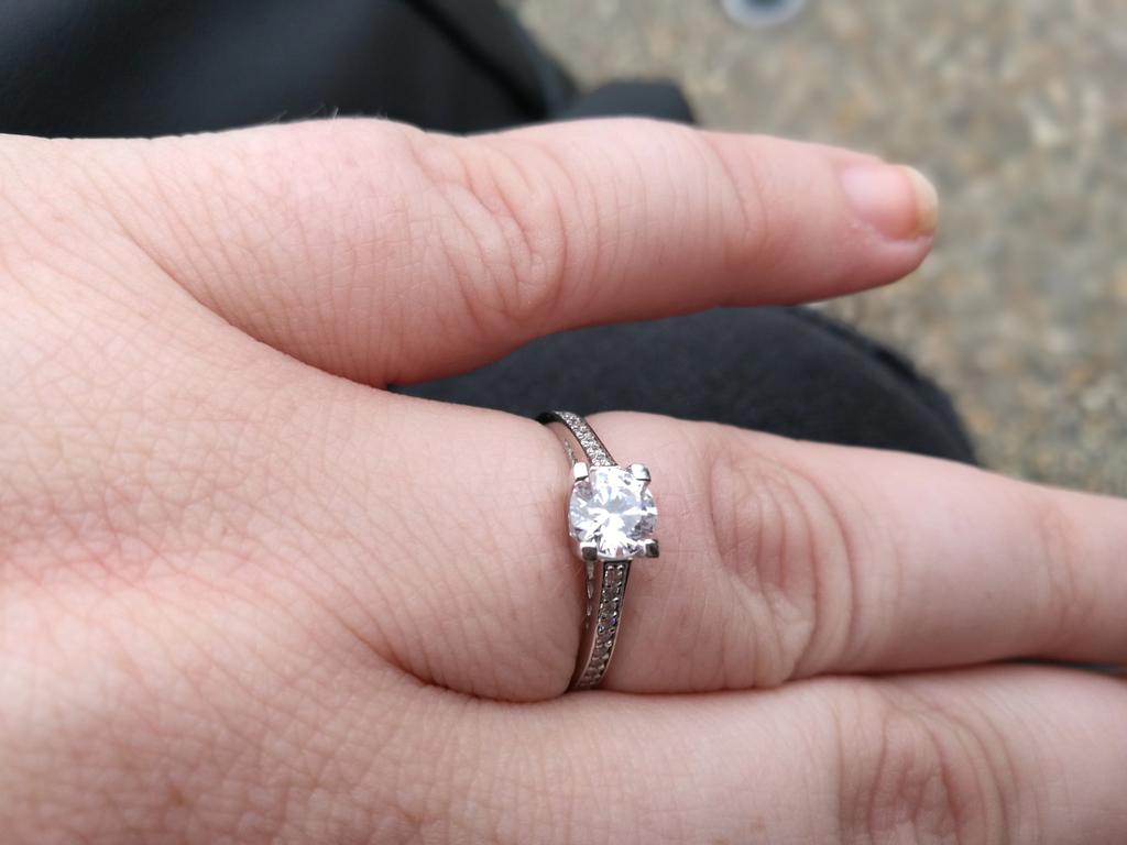 Dan Carter tweet media