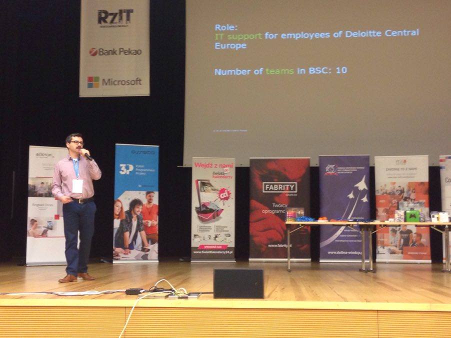 ITADRzeszow's tweet photo. Everything is under ctrl! @DeloittePolska prezentuje czym jest dla #IT w Europie i jak działa! #Rzeszow #IT #ITADPRZ2016 https://t.co/EAszsYqZQW