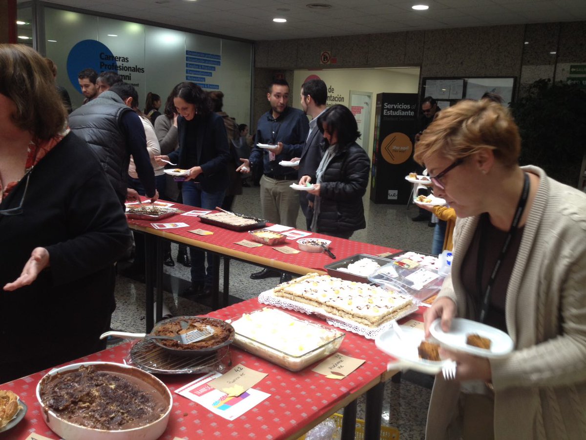 UEuropea's tweet photo. Aún estás a tiempo de probar las 🎂🍰de #AlumnosUE y #ProfesoresUE del concurso de Thanksgiving organizado por #LanguageCenterUE. https://t.co/zvOU7Blfg1