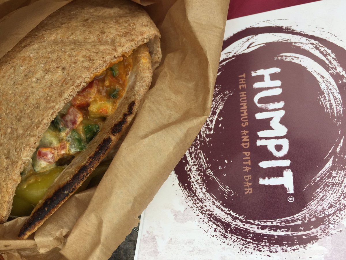 More excellent (if messy!) #vegetarian lunch options in #Sheffield <a href="/HumpitHummus/">Humpit</a> With the help of about 30 pigeons to clean up after me!