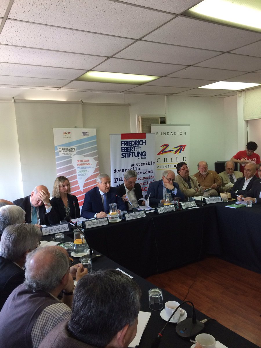 CHILE_21's tweet image. El desafío es una globalización para todos dice canciller @HeraldoMunoz en #forodelprogresismo @CHILE_21  @gdelafue
