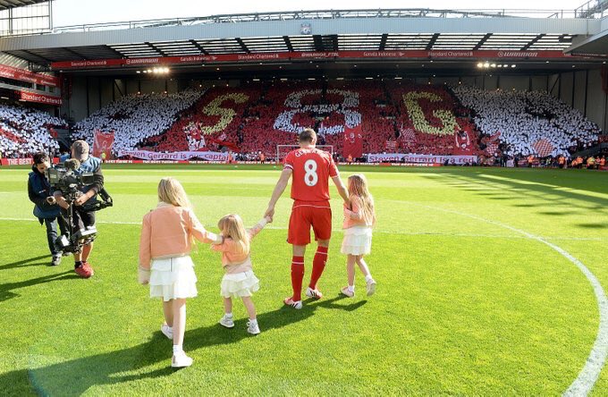 masoom__khan's tweet photo. The best player I have ever seen in a Red Shirt. 
Thank You For Everything 👍👏
#Legend.#stevengerrard #ThankYou #LFC #YNWA https://t.co/Xx6NlGoKJ3