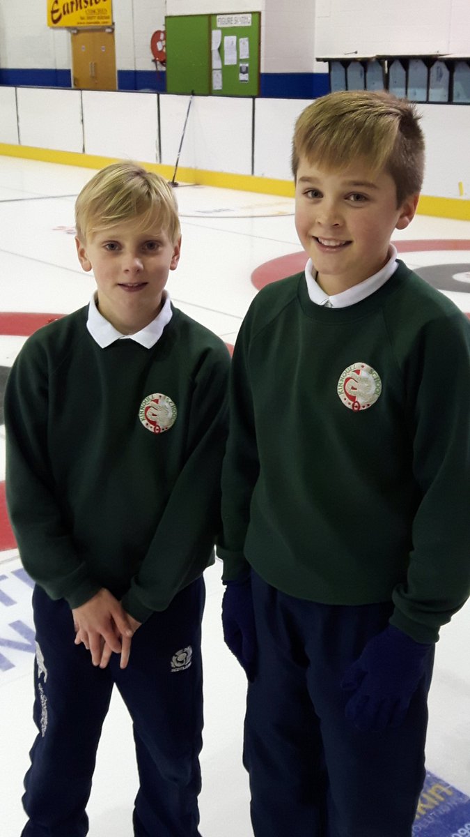 KinnoullPrimary's tweet photo. P7 curling afternoon! @dewars #curlingscotland https://t.co/wFk4c14huK