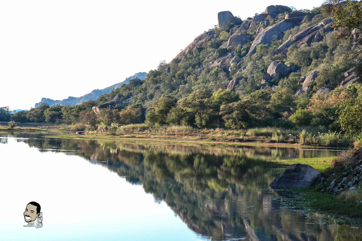 ernestmac54's tweet photo. #Zimbabwe
#Matobo
#Ruware
#Whaleback
#Photography
#Landscape
#Sites
#Bulawayo
#Beauty
#Sustainability
#ErnestMackinaPhotography https://t.co/MhbmJ0oZtZ