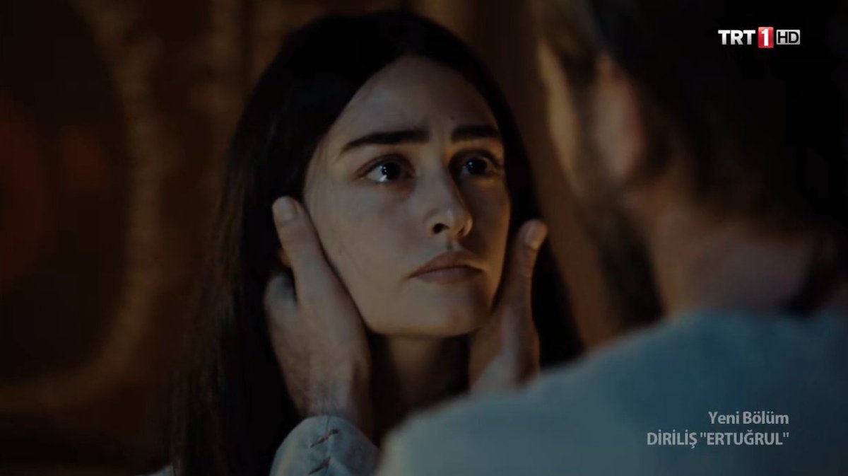 HalimeSsultan's tweet photo. "Seni yay gibi gergin görürüm Halime Sultan, bir derdin mi var."
"Sadece işimi en iyi şekilde yapmak isterim Beyim, başka da derdim yoktur." https://t.co/ZVvs9sVsmM