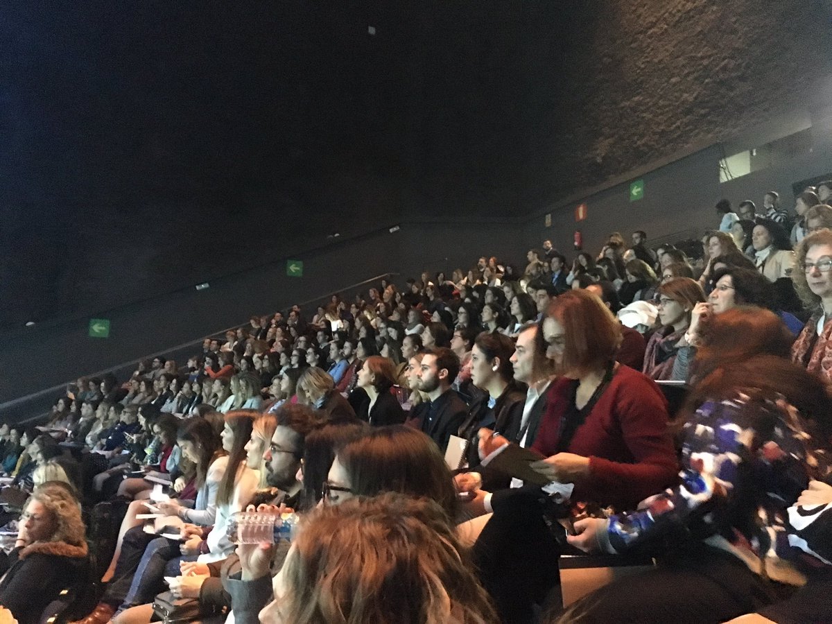 Farmacia Velasco tweet media