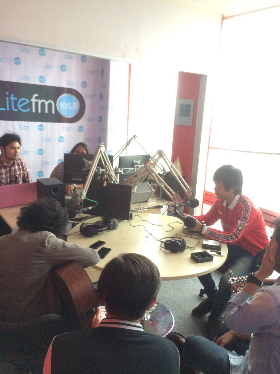 most1058's tweet photo. Yeay udah kedatangan
@DMASIV Yang bakal nemenin @diandracanti siaran di #liteafterhour https://t.co/dJaKhJXnHW