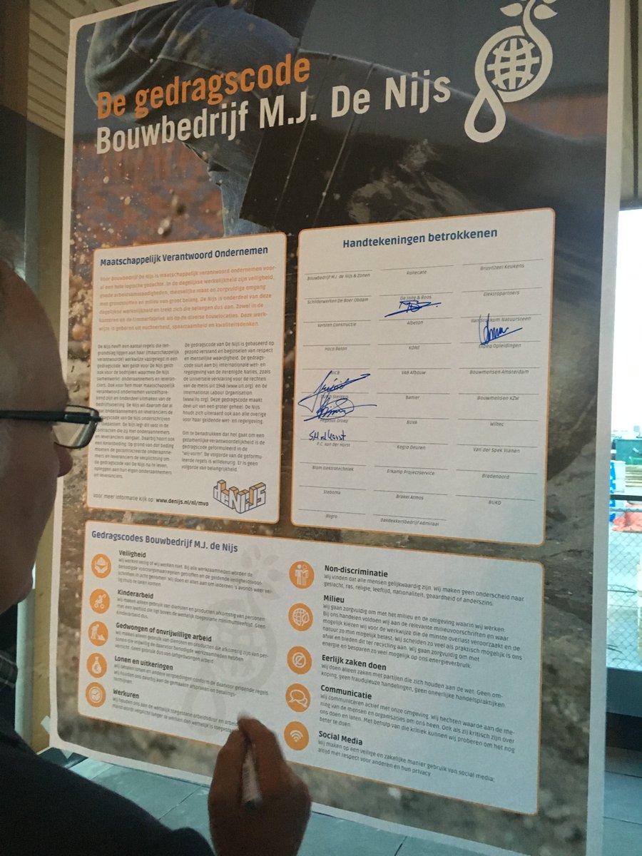 Bijeenkomst bouwplaats <a href="/Pontsteiger/">Pontsteiger</a> #gedragscode #verantwoord #ondernemen #samenwerking #DeNijs
