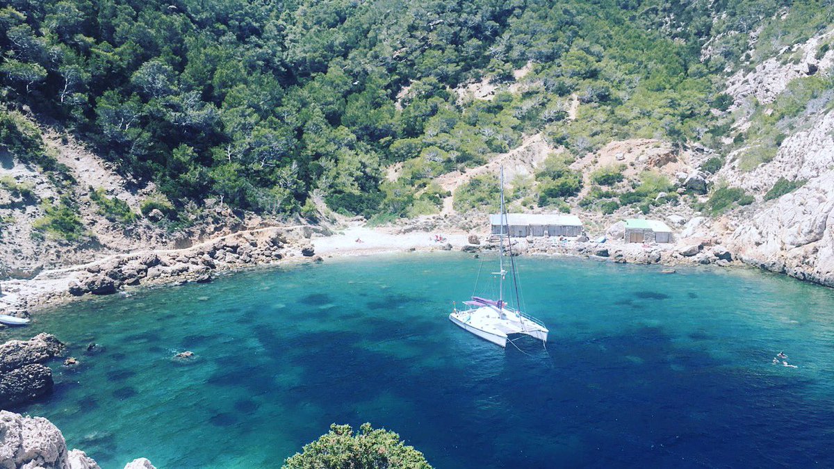 The isolated cove of Portitxol 😍☀️🌴 #ibiza #Portitxol