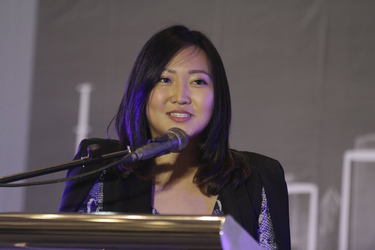 bworldph's tweet photo. Brandwatch's Quek explaining #millennials' sense of entitlement: We were born at a time of many great opportunities. #BWorldASEAN https://t.co/r7wLOyYHUq