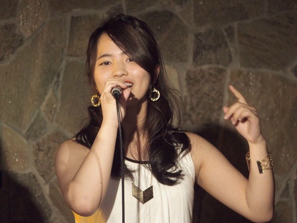 こんばんは！Vaudevilleです！
昨日は東京でおとのわインスピピックアップライブに出演させていただきました！
その際にアンケートを取らせていただいた「メンバーを一言で表すなら？」の中で、特に面白かったものをミサイルの独断と偏見で発表させていただきます☆