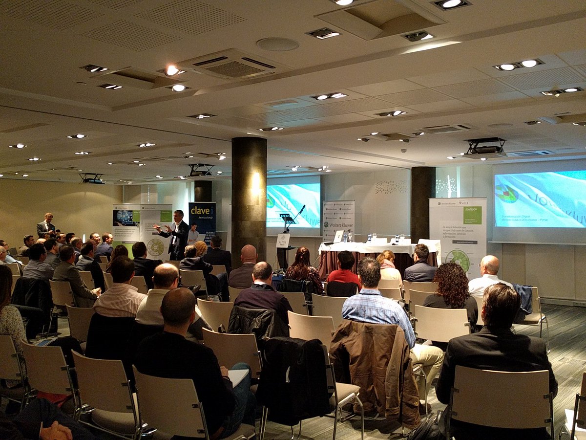 CLAVEi's tweet photo. Empieza las ponencias @peparagones de @WoltersKluwerEs para hablarnos de Modelos Colaborativos #a3eventos #wkeventos https://t.co/ITjN6MYi5S