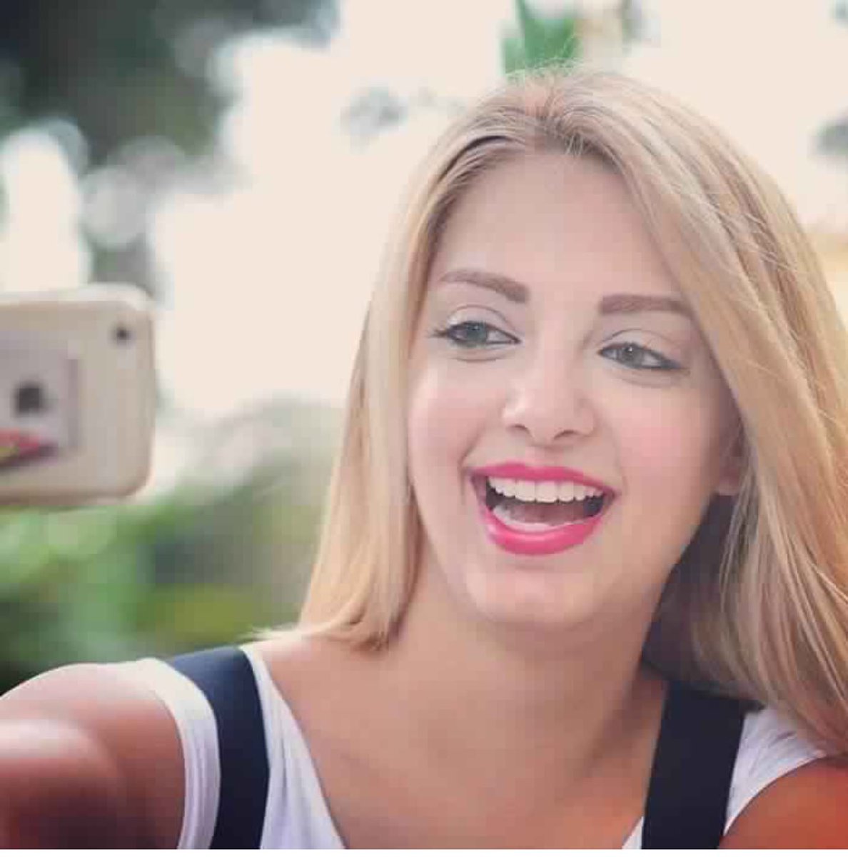 Diaa50780250's tweet photo. مي حلمي❤😍
فخر الصناعه الوطنية😂 https://t.co/MhjGpmgsio