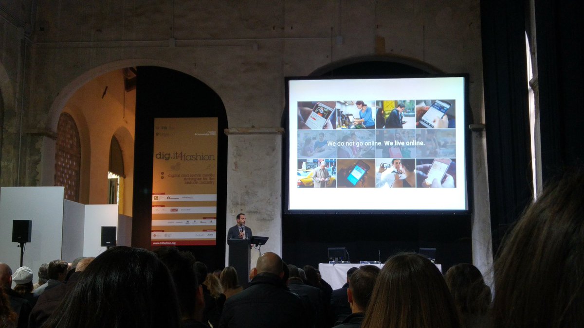GraziaS93's tweet photo. #it4fashion #firenze https://t.co/5RjyqSynrc