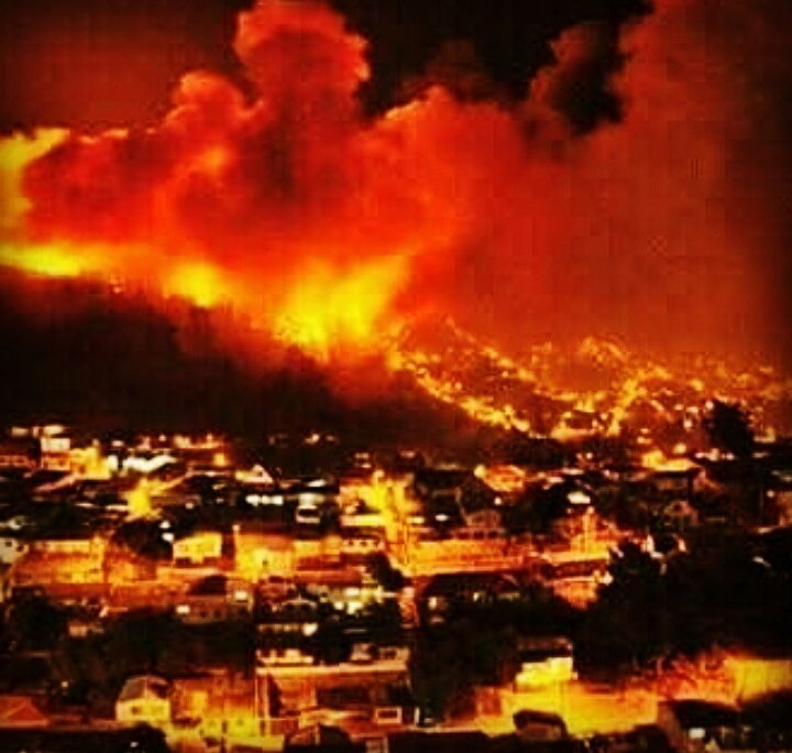 الله اكبر الله اكبر ولله الحمد على كل ظالم أطاح بالعرب ومنع كلام الله عز وجل ..
#اسرائيل_تحترق