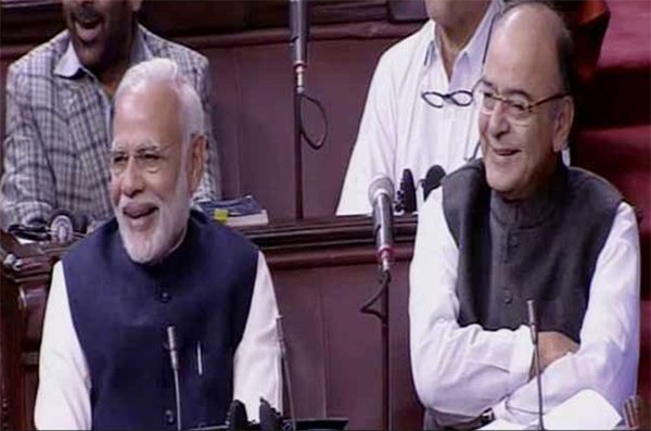 SakshiNews's tweet image. #demonitisationofnotes #rajyasabhadiscussion #primeministerlaughing
మోదీని నవ్వుల్లో ముంచెత్తిన ఎంపీ : sakshi.com/news/national/…