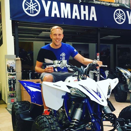 quadbikesrus's tweet photo. Most coolest man on Yahama Raptor. @PJBates https://t.co/oFXc8QdwBs
