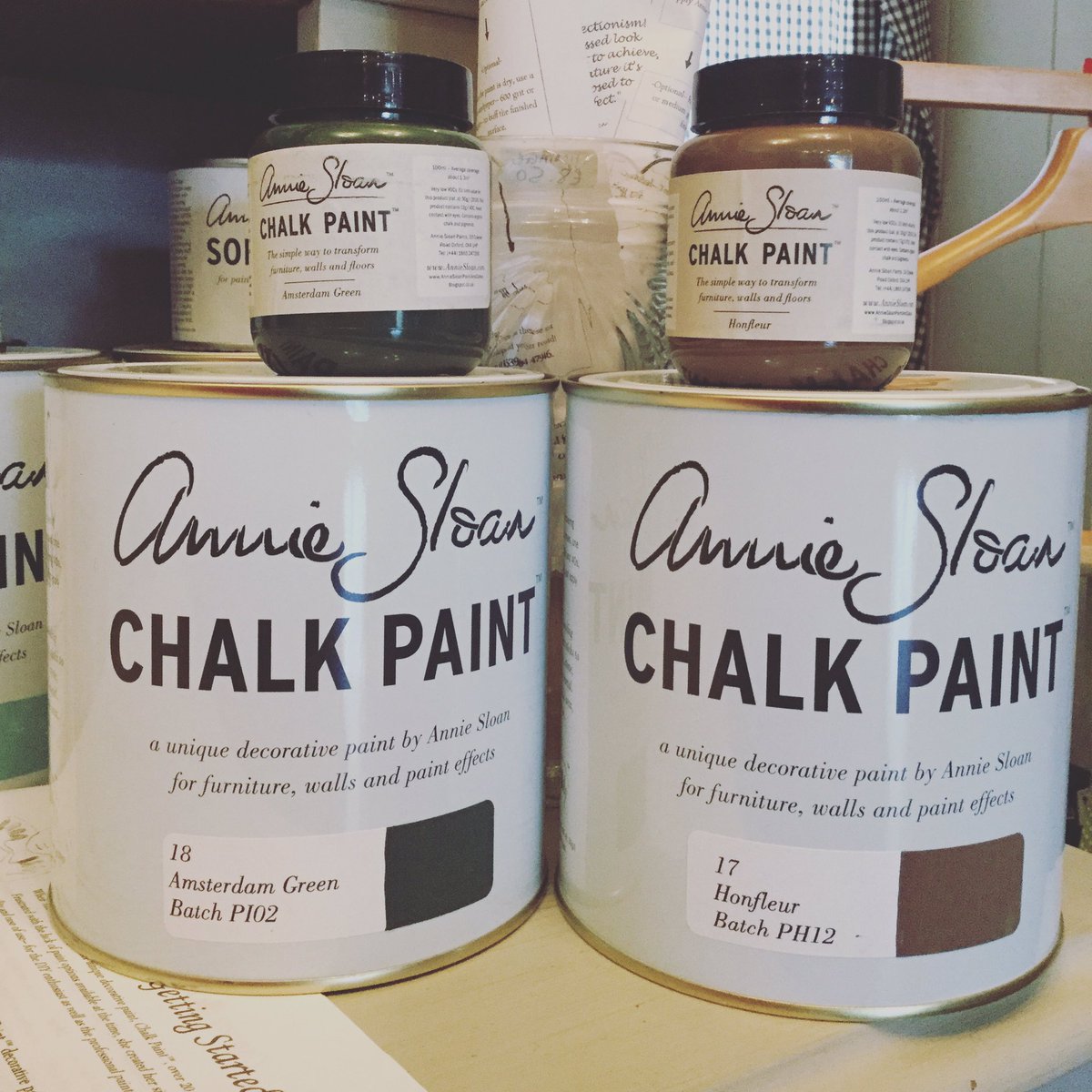 New #anniesloan #chalkpaint colours on our shelves! Introducing #amsterdam #green and #honfleur 🎨 #windermere #lakedistrict #shop #local