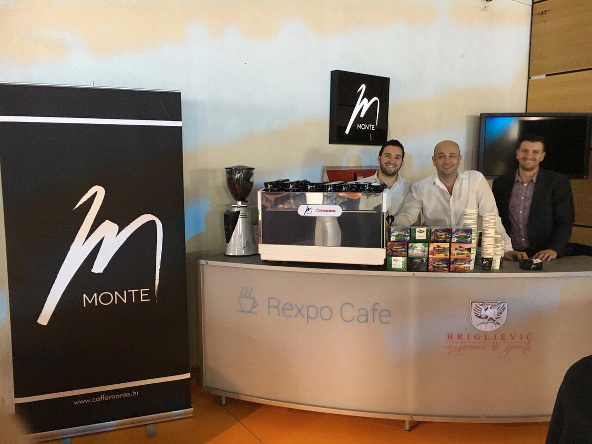 CaffeMonte's tweet photo. Pozdrav iz Hypa 😎 #REXPO2016
Dodite slobodno popiti s nama jednu dobru kavu! 😉 https://t.co/HWsTrjIZbh