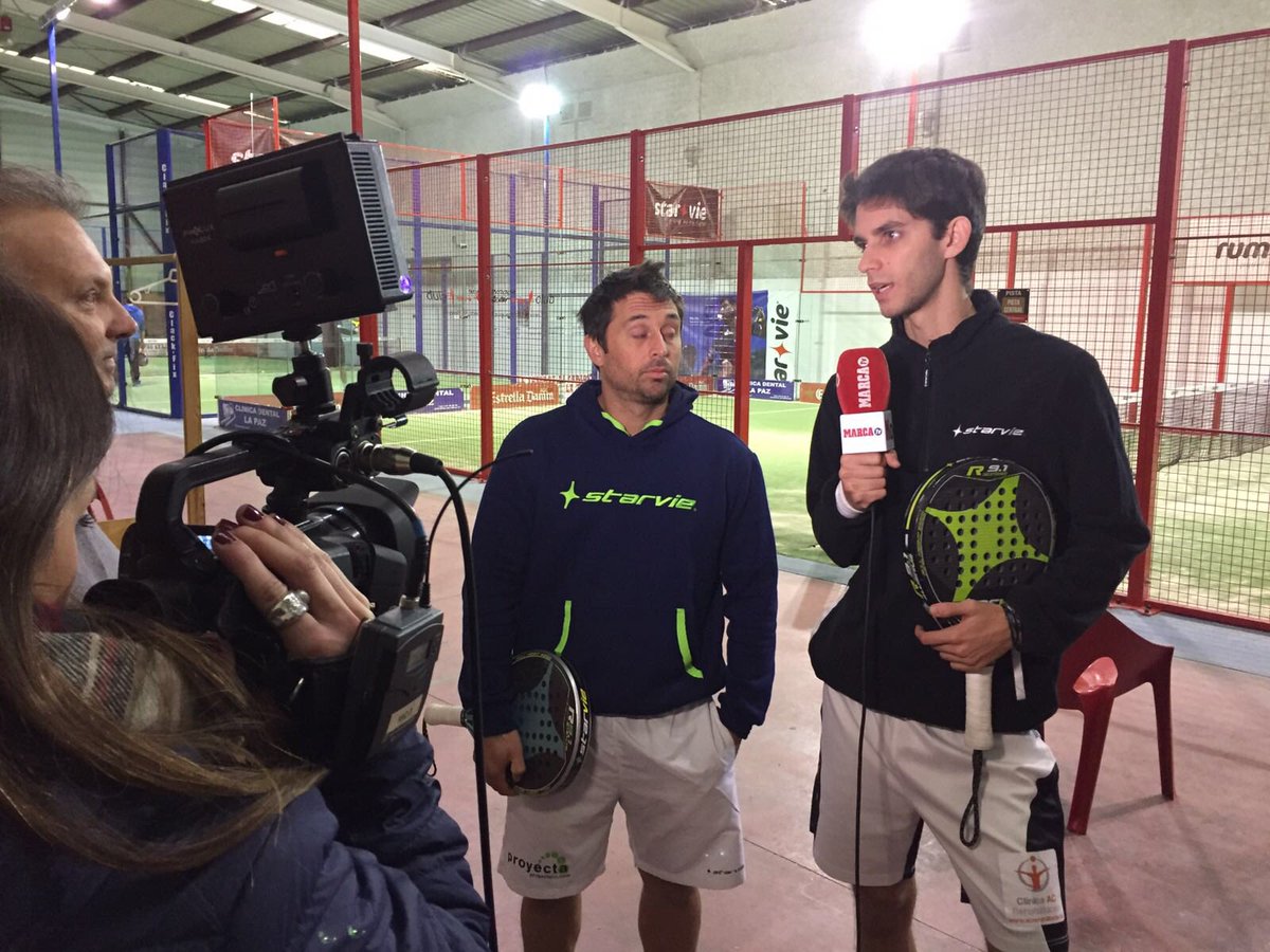 matymarina's tweet photo. Hoy en la fábrica @starviepadel, entrevista con @marca! Muchas gracias por la difusión de la marca y el padel!! 😃👏 https://t.co/uXXtQelmai