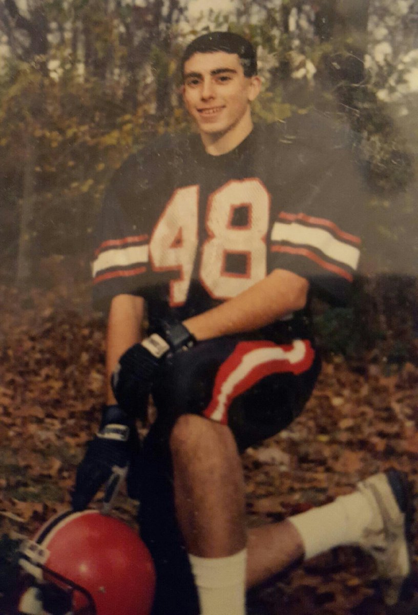 halrudnick's tweet image. #Tbt Thanksgiving edition! I was a mediocre football player until junior year in high school!