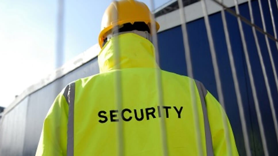 GuardingPros's tweet image. For a Quality Security Contractor, Temp Work or Perm call our office on 0800 3213 284 or 0207 183 2692