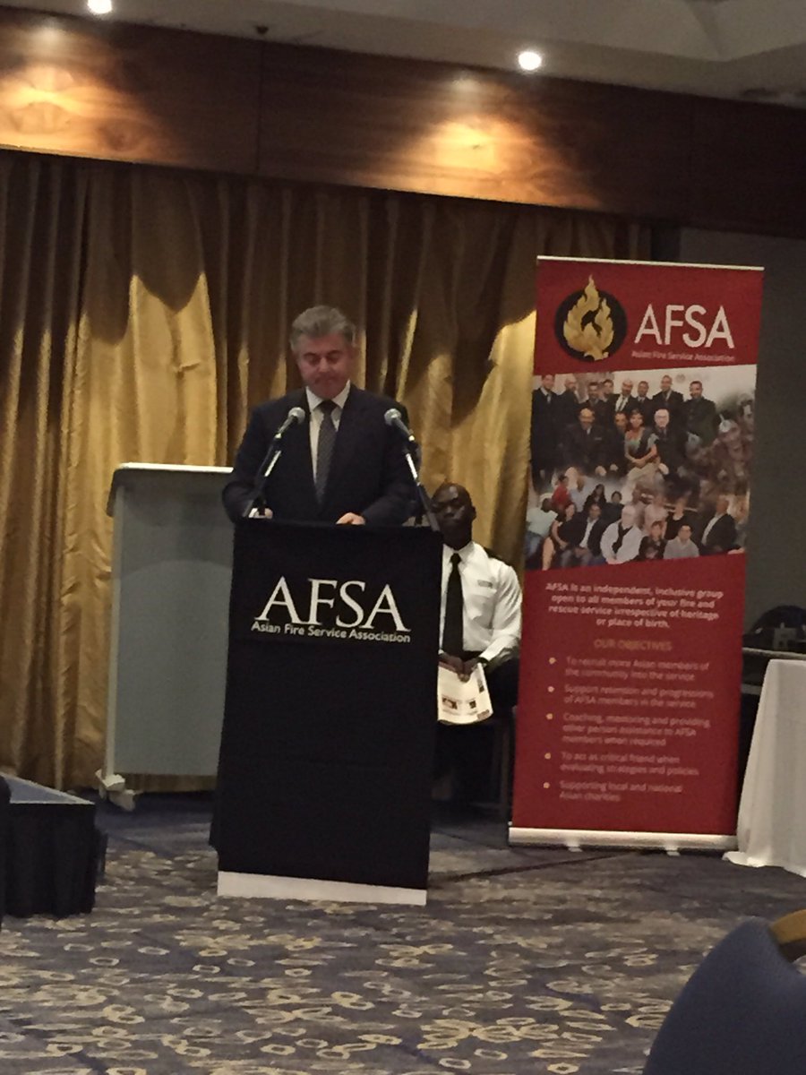 SteveApterQFSM's tweet photo. @BrandonLewis sets out Govt expectations around culture & inclusion. #AFSA2016 https://t.co/qSg15GNJ9A