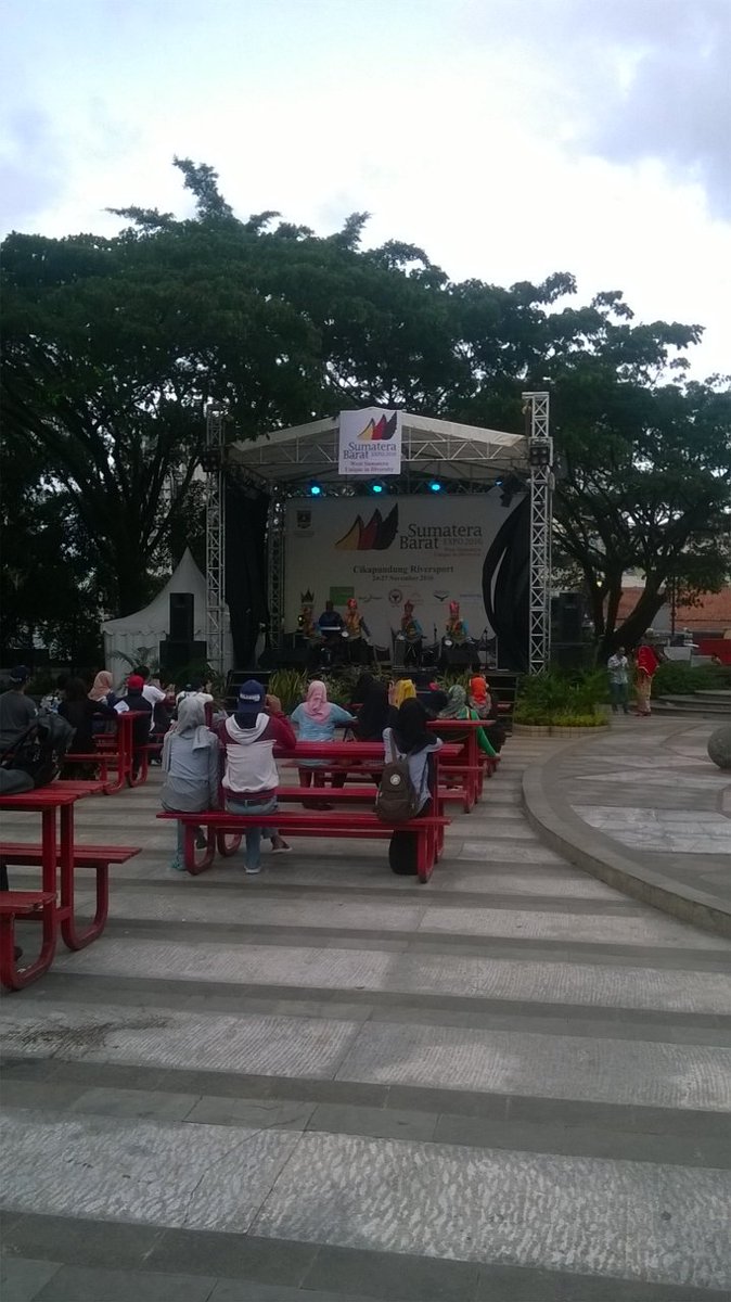 2016 Sumatera Barat Expo Cikapundung River Spot <a href="/infobdg/">BANDUNG ᮘᮔ᮪ᮓᮥᮀ</a> <a href="/infobandung/">infobandung</a> <a href="/wisataSumbar/">Sumatera Barat</a> <a href="/SUMATERABARAT/">MINANGKABAU</a> #bandung