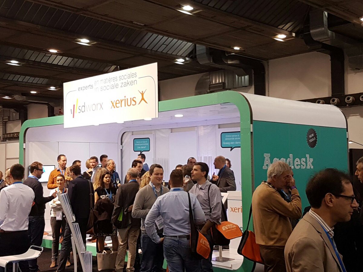 SDWorxBelgie's tweet photo. Het is al gezellig druk aan onze stand op Forum For The Future! Breng ons zeker een bezoekje: Brussels Expo, Hal 11 #CongressFFF2016 #FFF16 https://t.co/y7EqJbs3wa