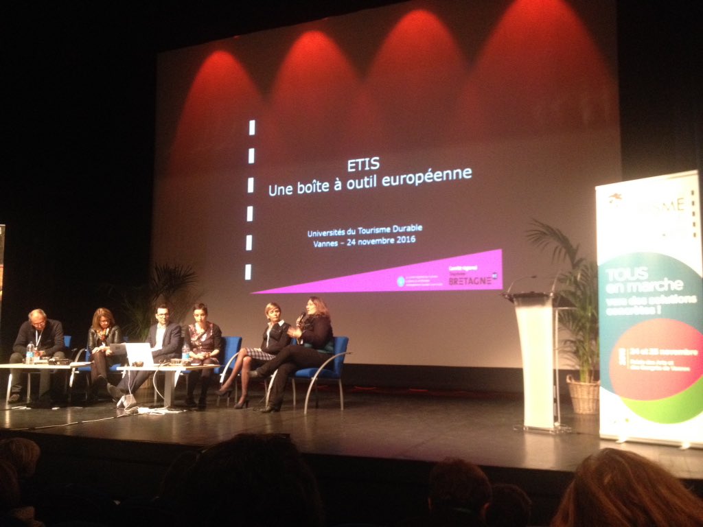 Reseau_ATD's tweet photo. #Territoires ils sont passés à l'action ! @Siteacteur_CRTB @FederationPNR @loireatlantique @ProAube #UTD2016 https://t.co/BqSIQf7gow