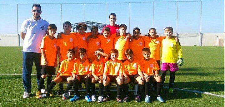 ADCBPT's tweet photo. El sábado 26 juegan todos nuestros equipos. A las 12:30 nuestros alevines, mucha suerte campeones!!! https://t.co/0e5WthgK1n