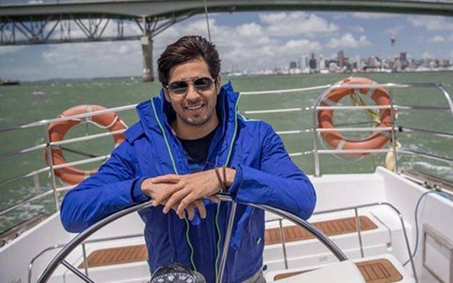 IndiaToday's tweet photo. Has @S1dharthM managed to catapult New Zealand to the top of the Indian's holiday wish-list? It certainly seems so. https://t.co/fYNQPCNA4i https://t.co/FAhVo06MgH