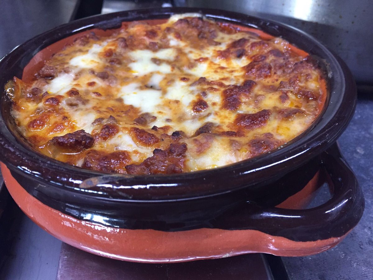 Our traditional beef lasagna, available to eat in or takeaway! #canalside #hackneywick