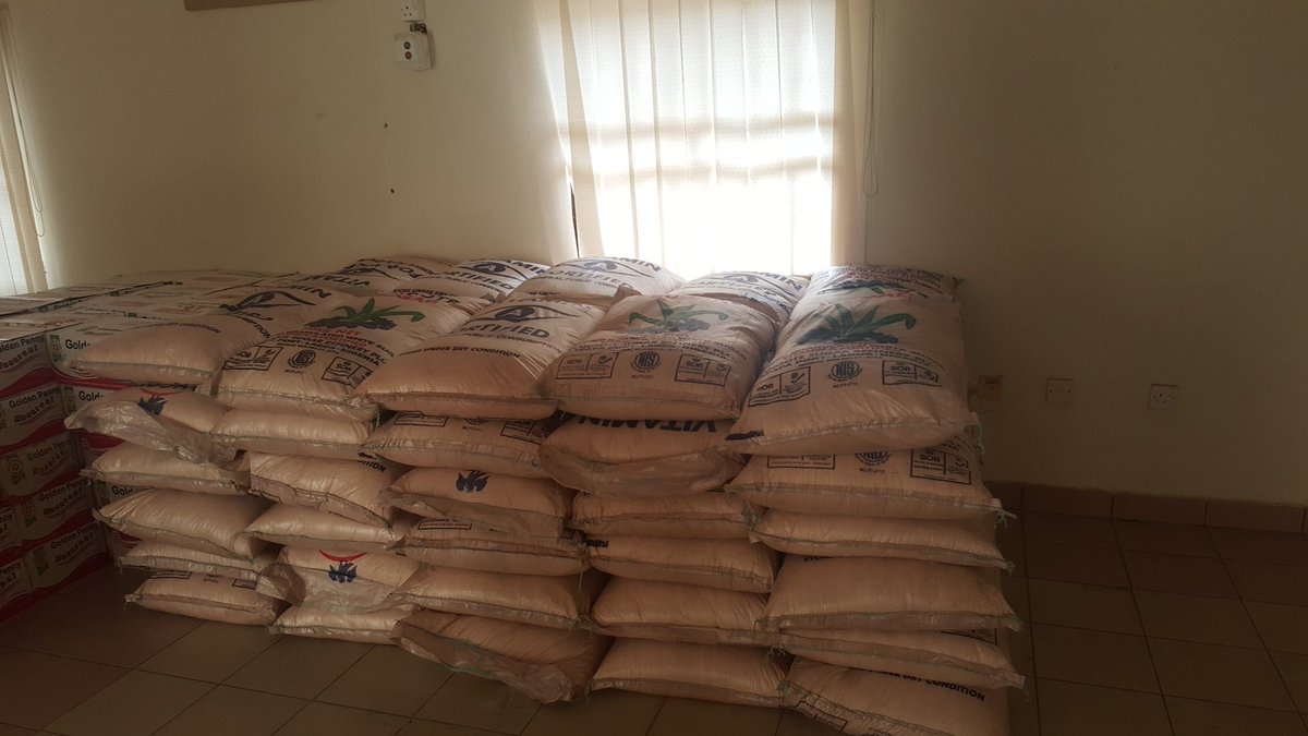 alouibrahim92's tweet photo. The gathering has commenced. @Tutsy22 @segalink @SamsHealthFund_ #HopeForIDPs https://t.co/t40GjY8mIg
