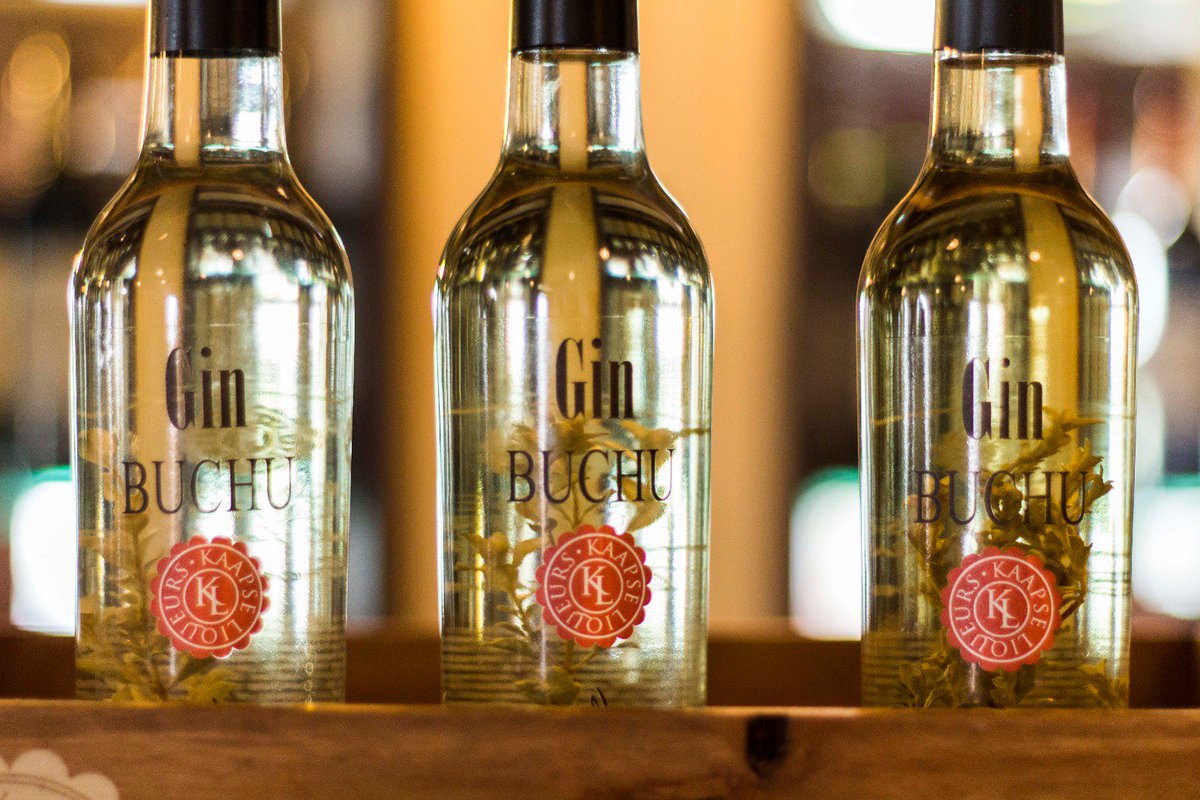 TasteatSimons's tweet photo. It's Thursday and we're dreaming about sipping on healthy buchu G&amp;T's from Kaapse Liqueurs. Sunday couldn't come sooner.

#tasCT https://t.co/bTGK9r39x6