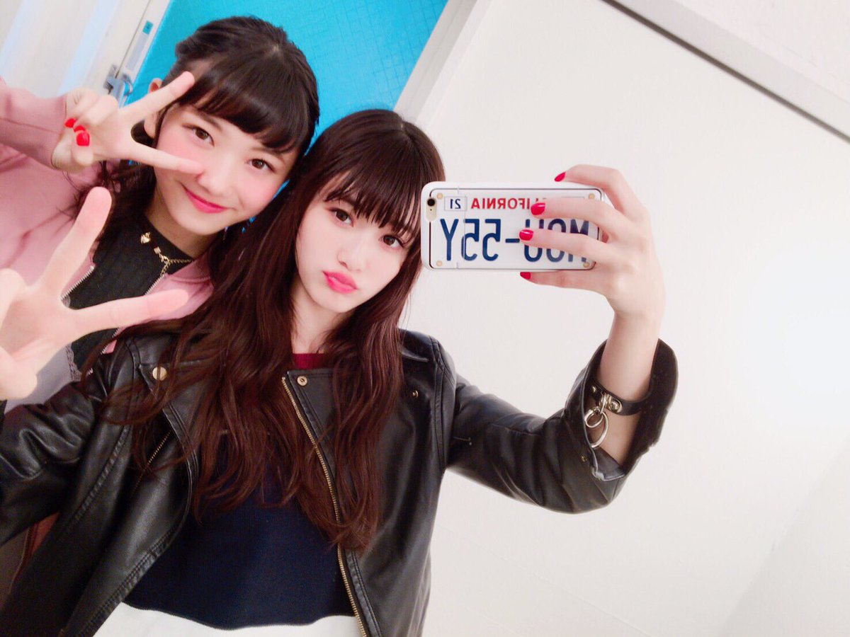 meruru20020306's tweet photo. 前髪切って似てるって沢山言われた〜😊💓
やっぱり姉妹👭だから…🙊笑
らなめる〜♪✨ https://t.co/qfB41uABhO