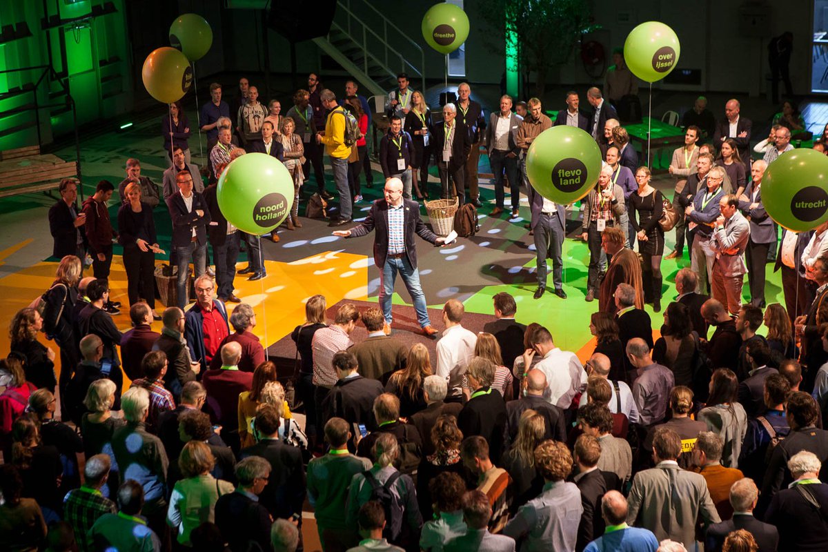 hieropgewekt's tweet photo. De foto's van #EHO2016 zijn er! Bekijk ze hier >> https://t.co/cNFYEzGN1r https://t.co/TPVXFV1ydM