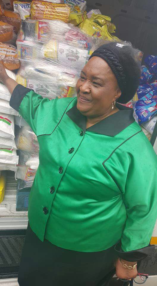 abaphathi's tweet photo. "@ANCWomensLeague: We're on our way to visit Alexander flood victims #ANCWL https://t.co/LueVftUGqh"sekushonda thina https://t.co/fAYhvnPGN1