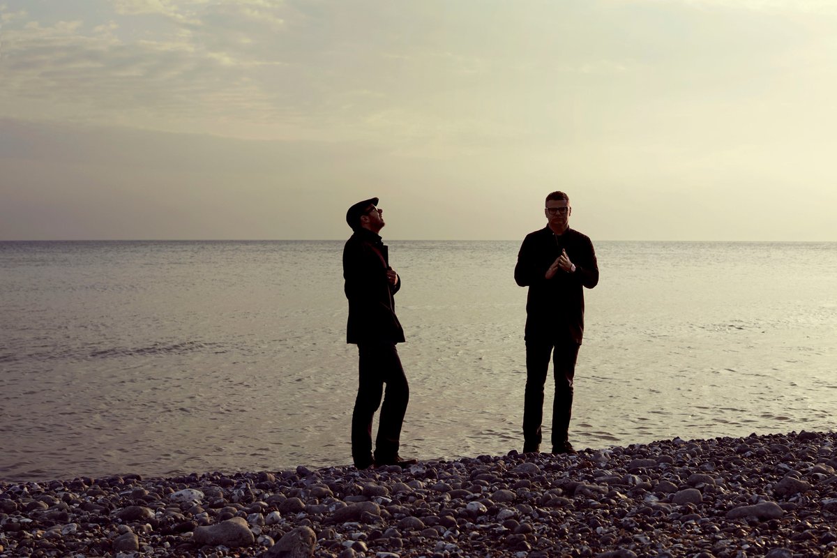 EVENT: #Clockenflap2016 happens this weekend in HK! Featuring  <a href="/ChemBros/">The Chemical Brothers</a>, <a href="/foals/">FOALS</a>, and more! radiorepublic.ph/the-chemical-b…