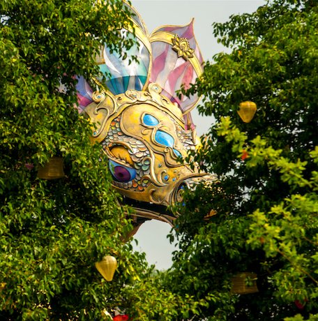 tomorrowland's tweet photo. Hidden treasures... The Rosegarden at Tomorrowland. https://t.co/gj8oTd6Ld9