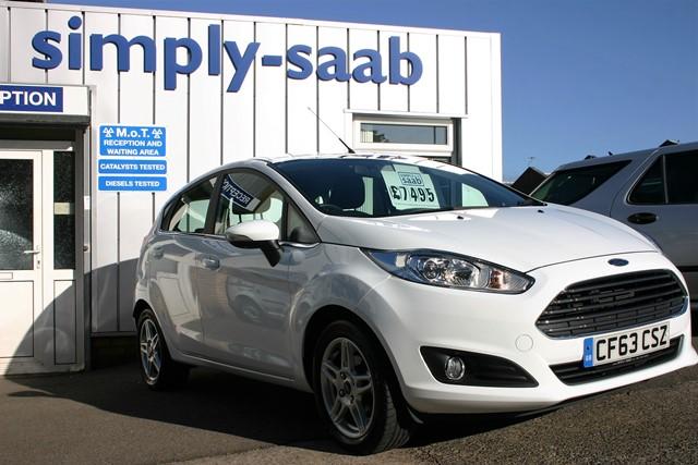 **NOW SOLD** This stylish Ford Fiesta Zetec Hatchback has now been snapped up. Happy motoring to it's new owner! simply-saab.com/detail/233-for…