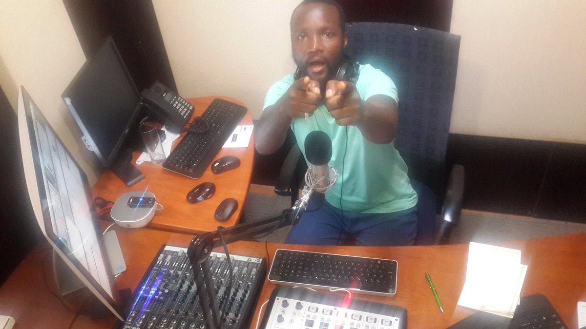 wildfiredeejay's tweet photo. @1873radio check @iamwildfiredj @breezefmstereo in studio ready for the boiling point https://t.co/bLua5ZhMrl