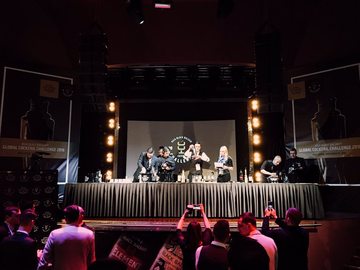 Līdz pat 17:00 nāc uz Crystal Club (Lāčplēša 52/54) vērot Riga Black Balsam Global Cocktail Challenge 2016 klātienē! #RigaBlackChallenge